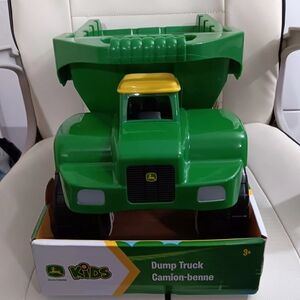 John Deere dump Truck toy